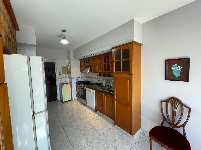 aparopropiedades - Semipiso a la venta con cochera en Quilmes Centro 