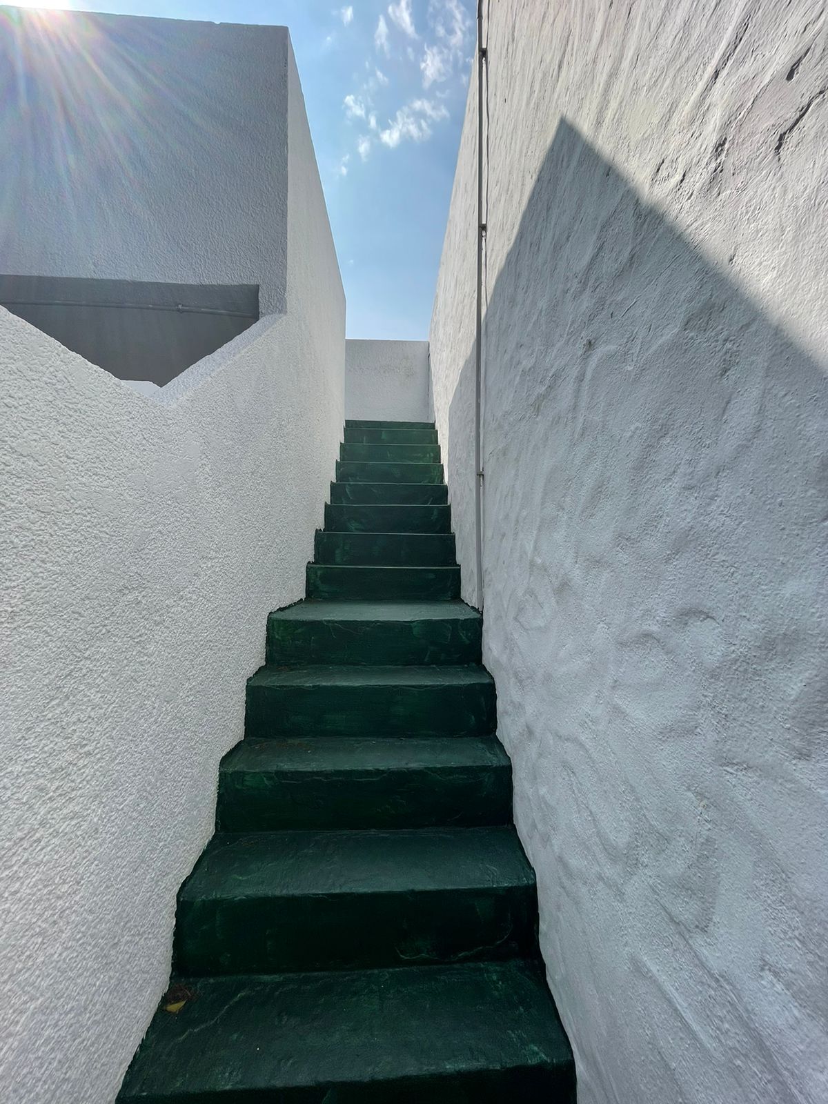 aparopropiedades - Chalet en dos Plantas en Alquiler