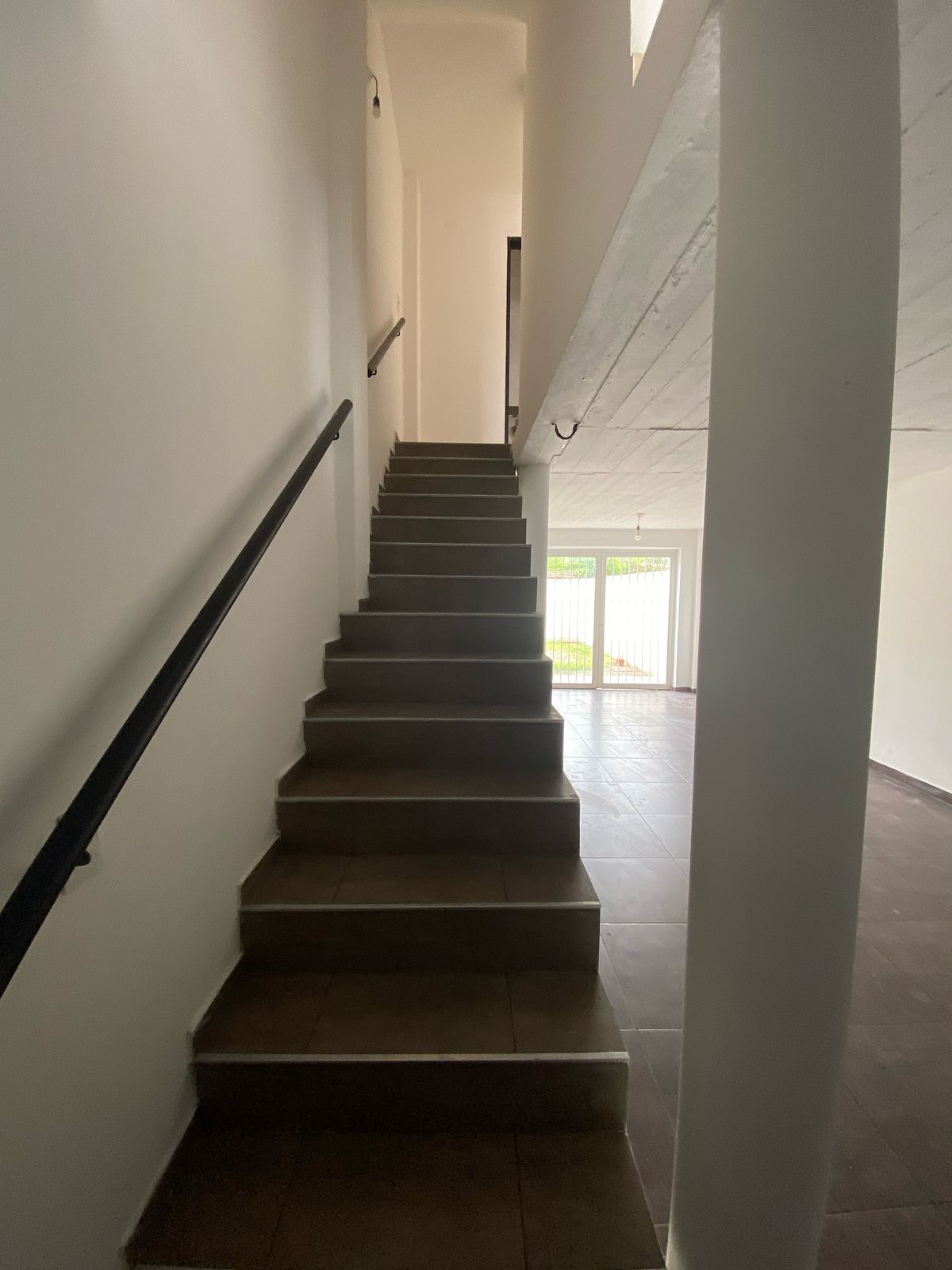 aparopropiedades - Triplex en Ezpeleta