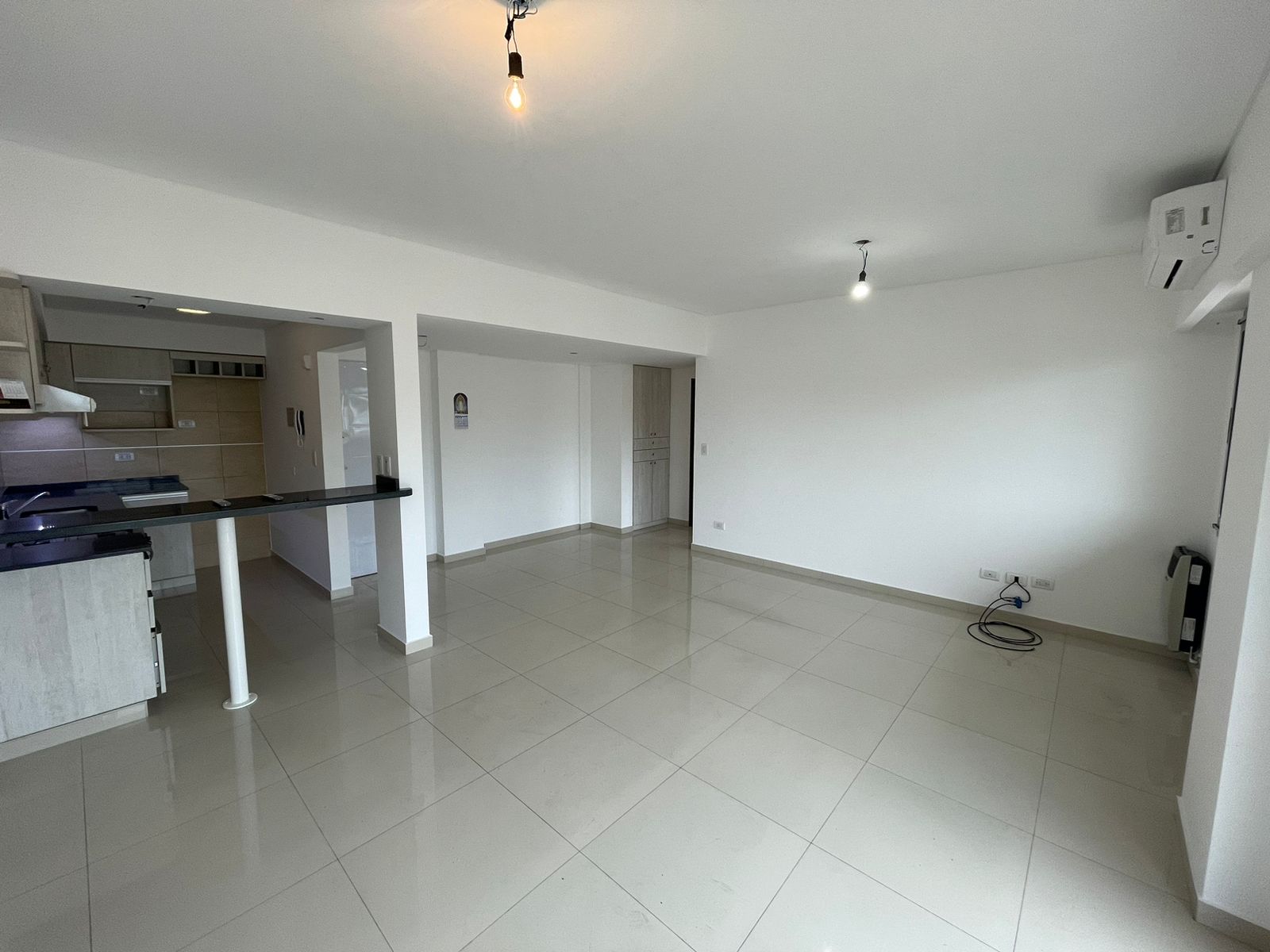 aparopropiedades - Departamento de 2 ambientes con cochera en Quilmes