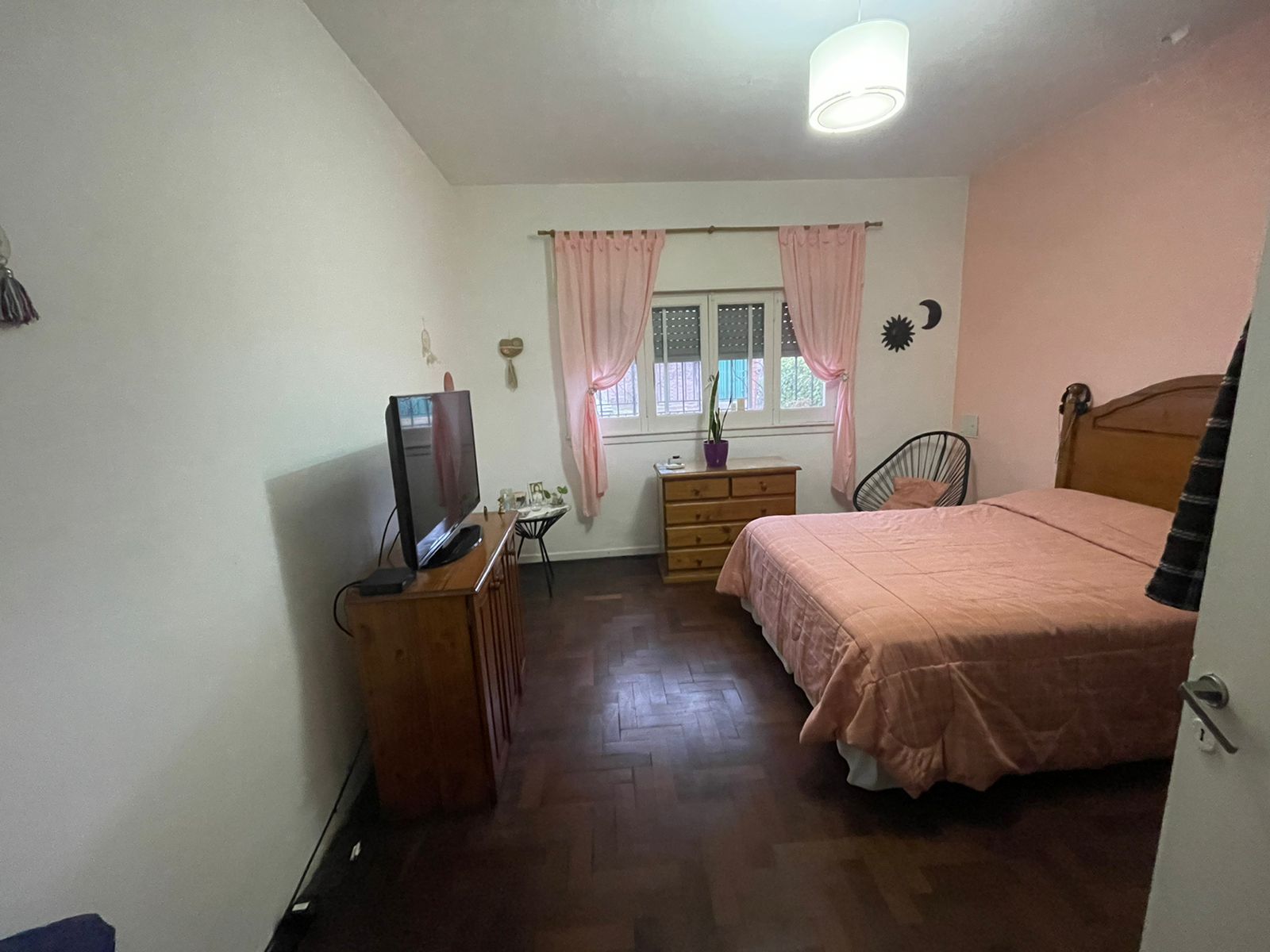 aparopropiedades - Casa en Quilmes Este a la venta