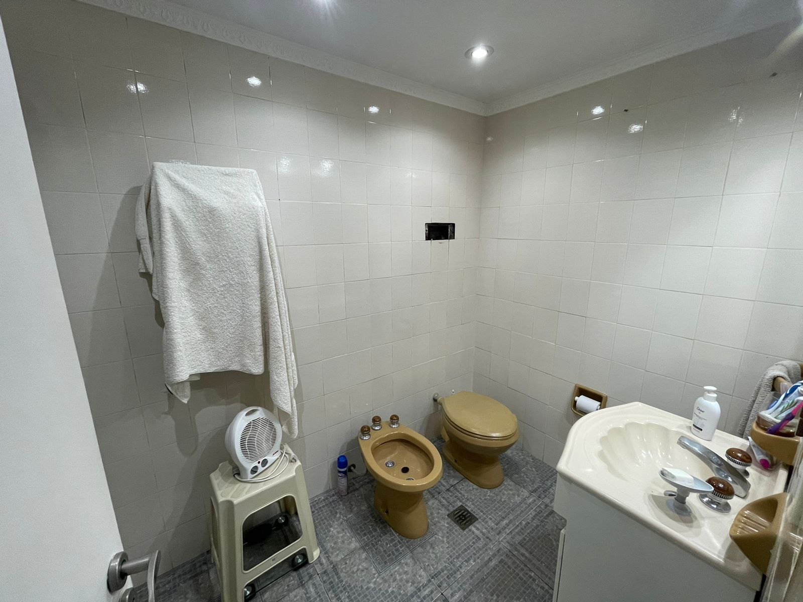 aparopropiedades - Casa en Quilmes Este a la venta