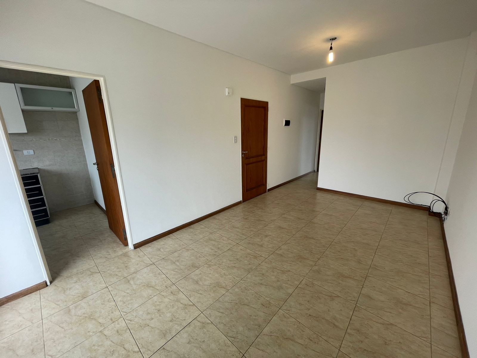 aparopropiedades - Departamento de 2 ambientes con cochera en Quilmes 