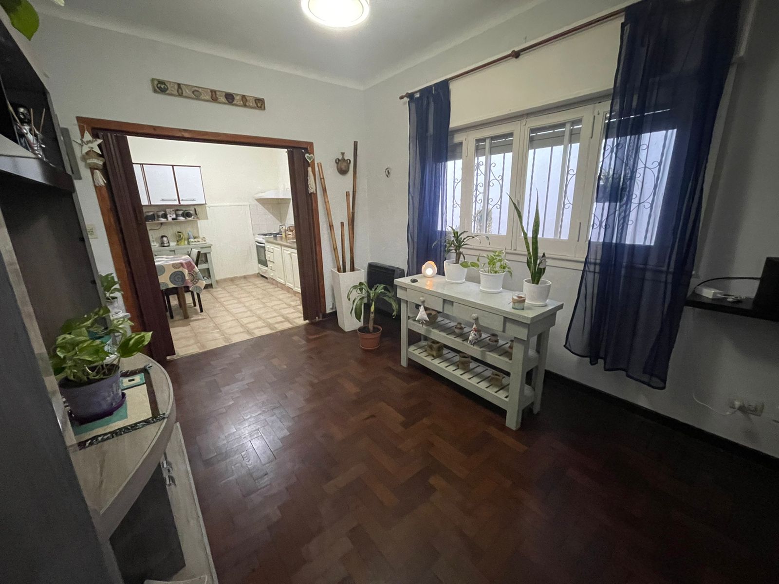 aparopropiedades - Casa en Quilmes Este a la venta