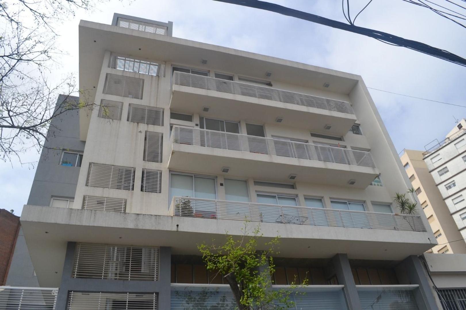 venta - Departamento de 2 ambientes en Bernal con cochera