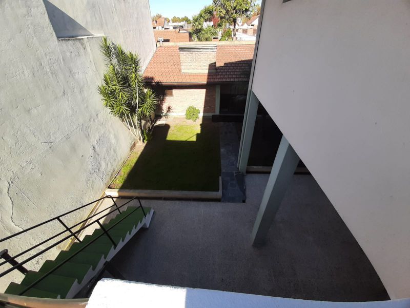 aparopropiedades - Casa a la venta en Quilmes Oeste