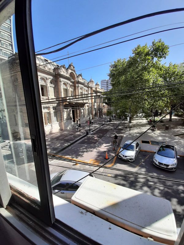 aparopropiedades - Departamento de 3 ambientes a la venta