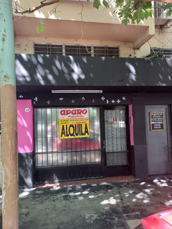 aparopropiedades - Local comercial en Quilmes centro en venta
