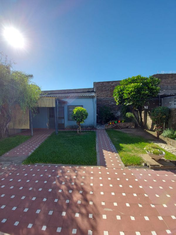 aparopropiedades - Casa tipo Americana en Venta