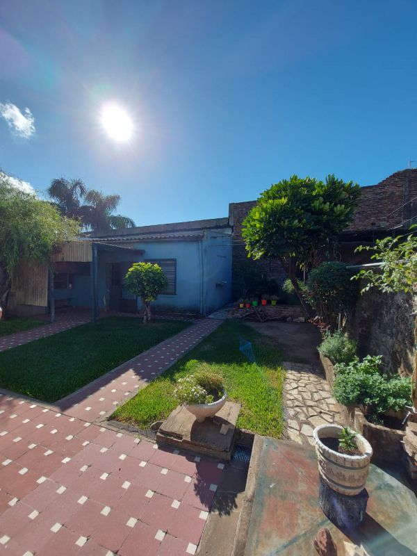 aparopropiedades - Casa tipo Americana en Venta