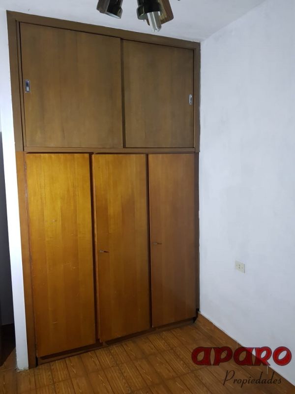 aparopropiedades - Departamento de 2 ambientes con cochera