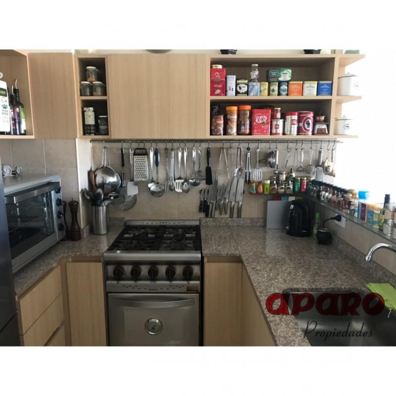 aparopropiedades - Impecable departamento de 2 ambientes al frente 