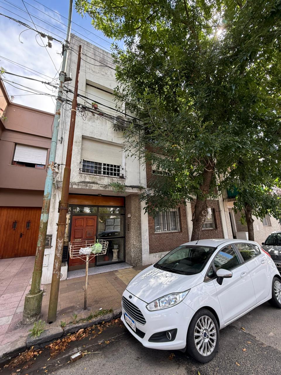 aparopropiedades - Departamento de 3 ambientes en Quilmes centro