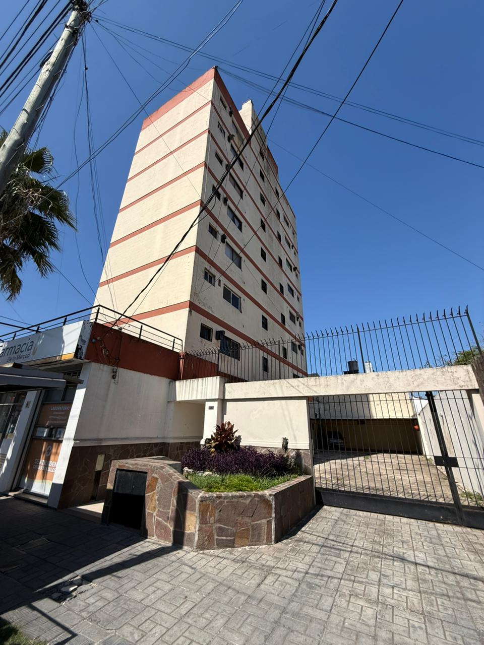 aparopropiedades - Departamento de 2 ambientes en Quilmes Este