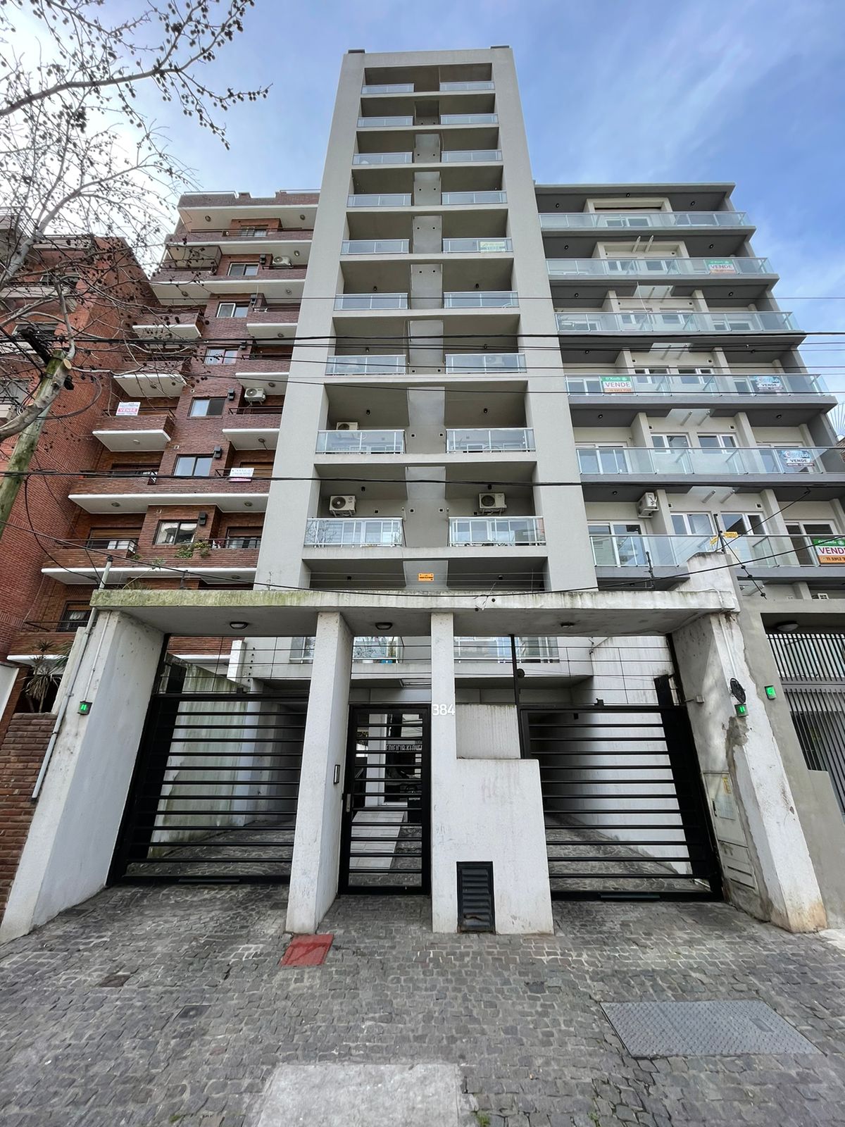 alquiler - Departamento de 2 ambientes con cochera (AMUEBLADO)