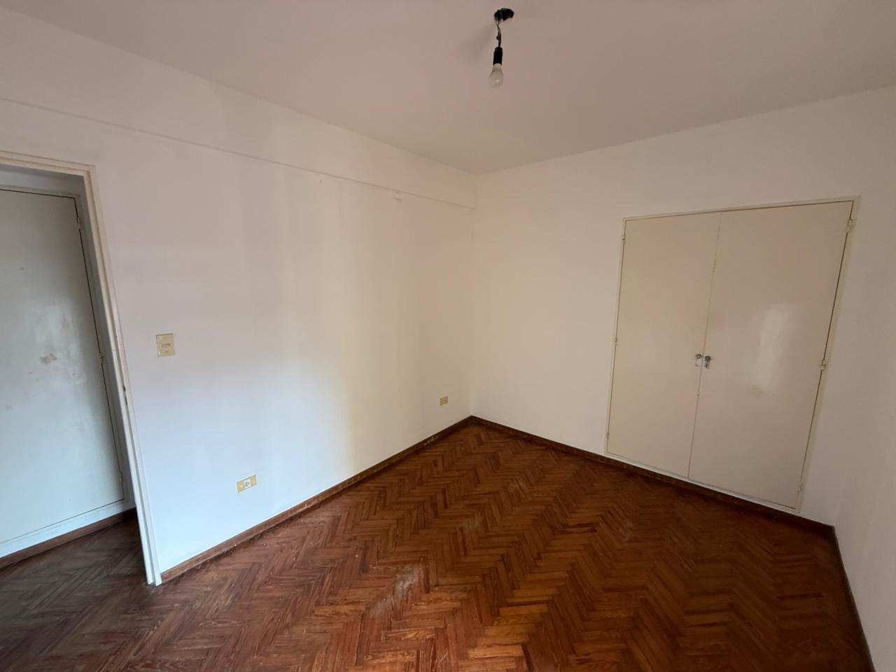 aparopropiedades - Departamento de 2 ambientes en el centro de Quilmes 