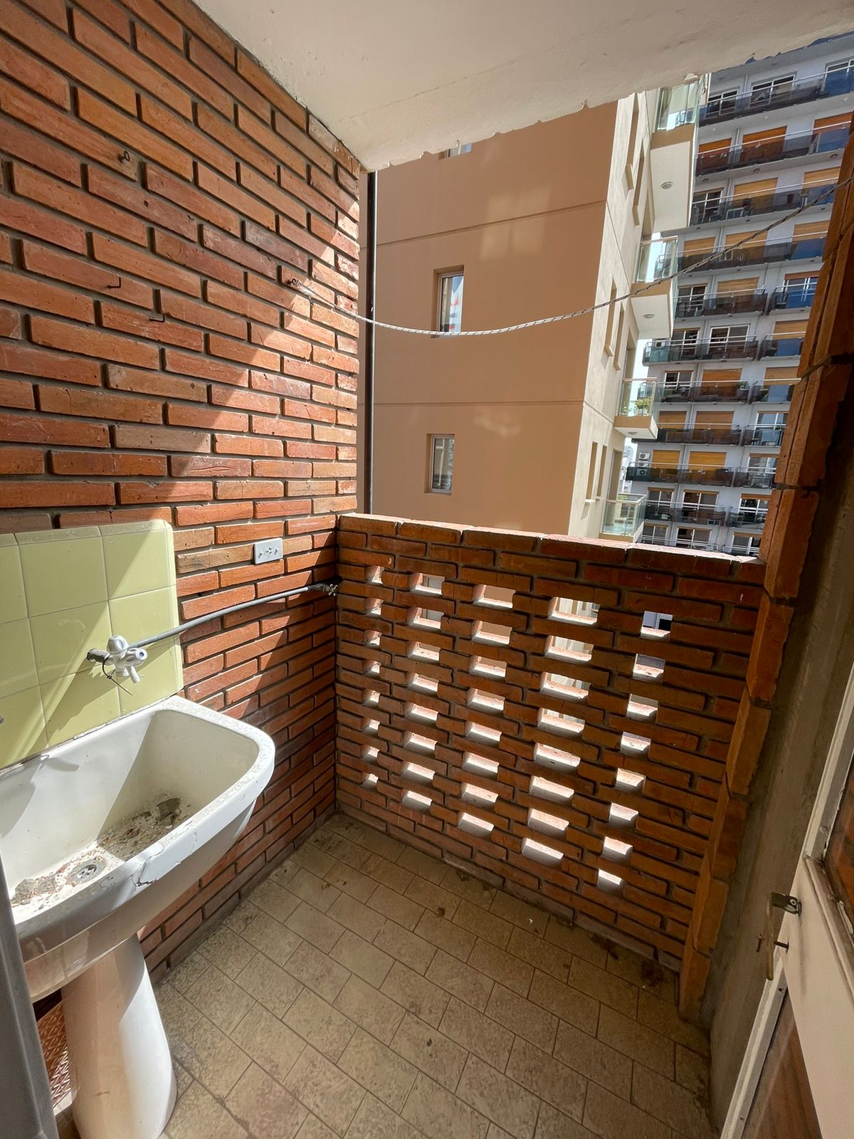 aparopropiedades - Departamento de 2 ambientes en Quilmes centro