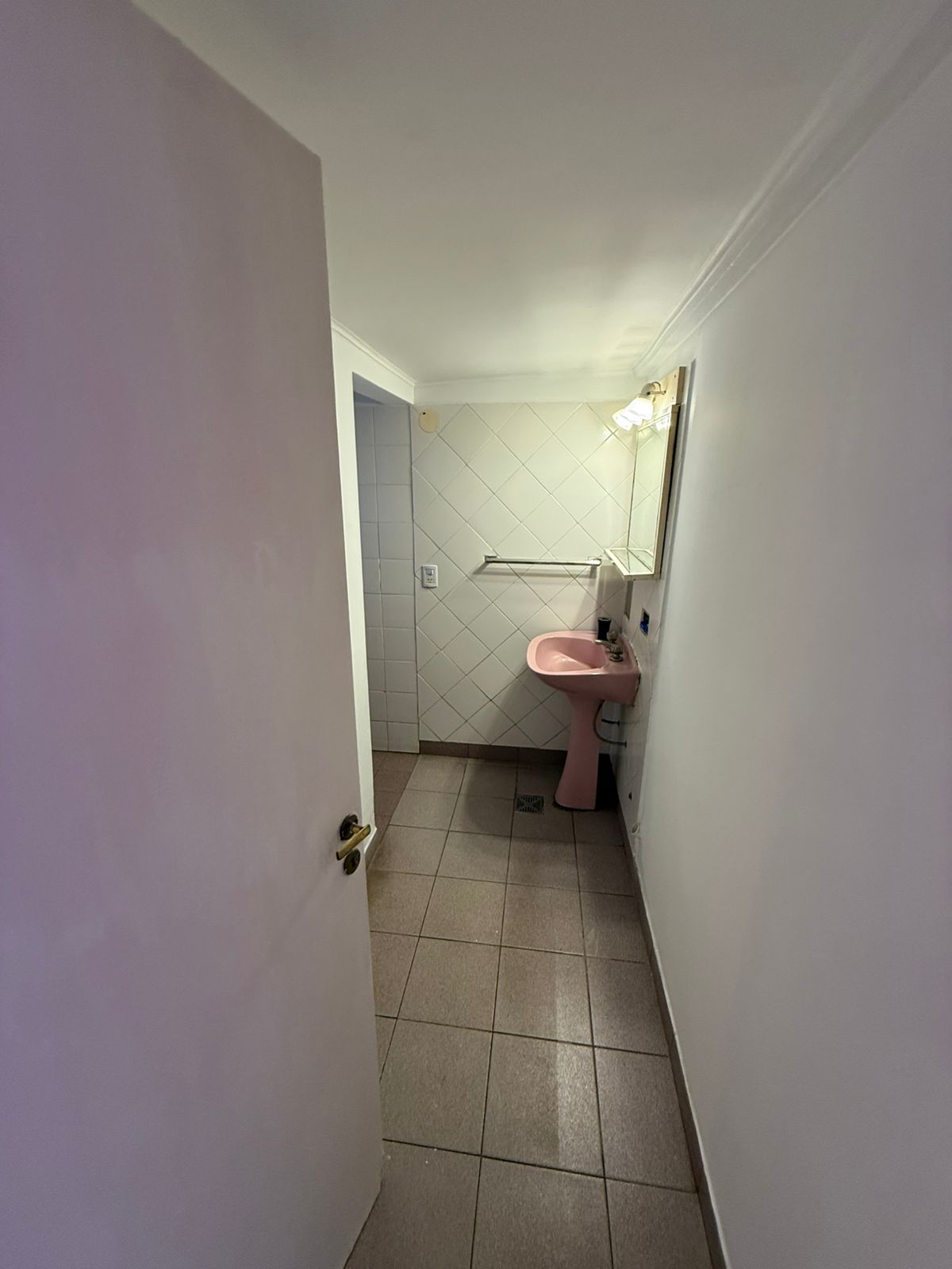 aparopropiedades - Casa en zona Residencial de Quilmes 