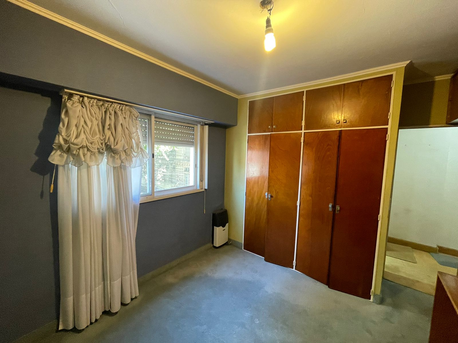 aparopropiedades - Departamento de 3 ambientes con cochera en Quilmes centro