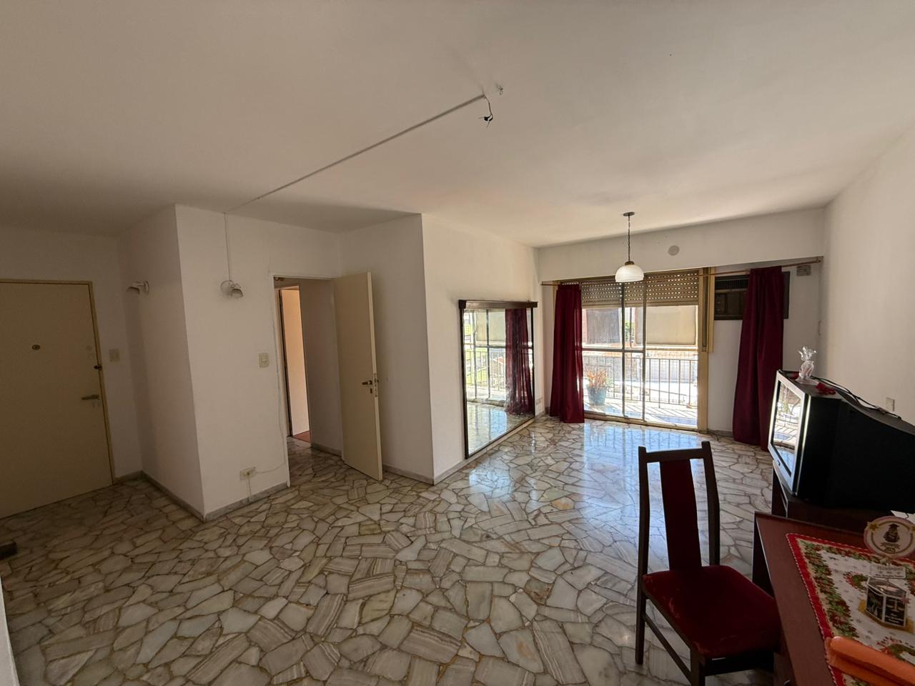 aparopropiedades - Departamento de 3 ambientes en pleno centro de Quilmes