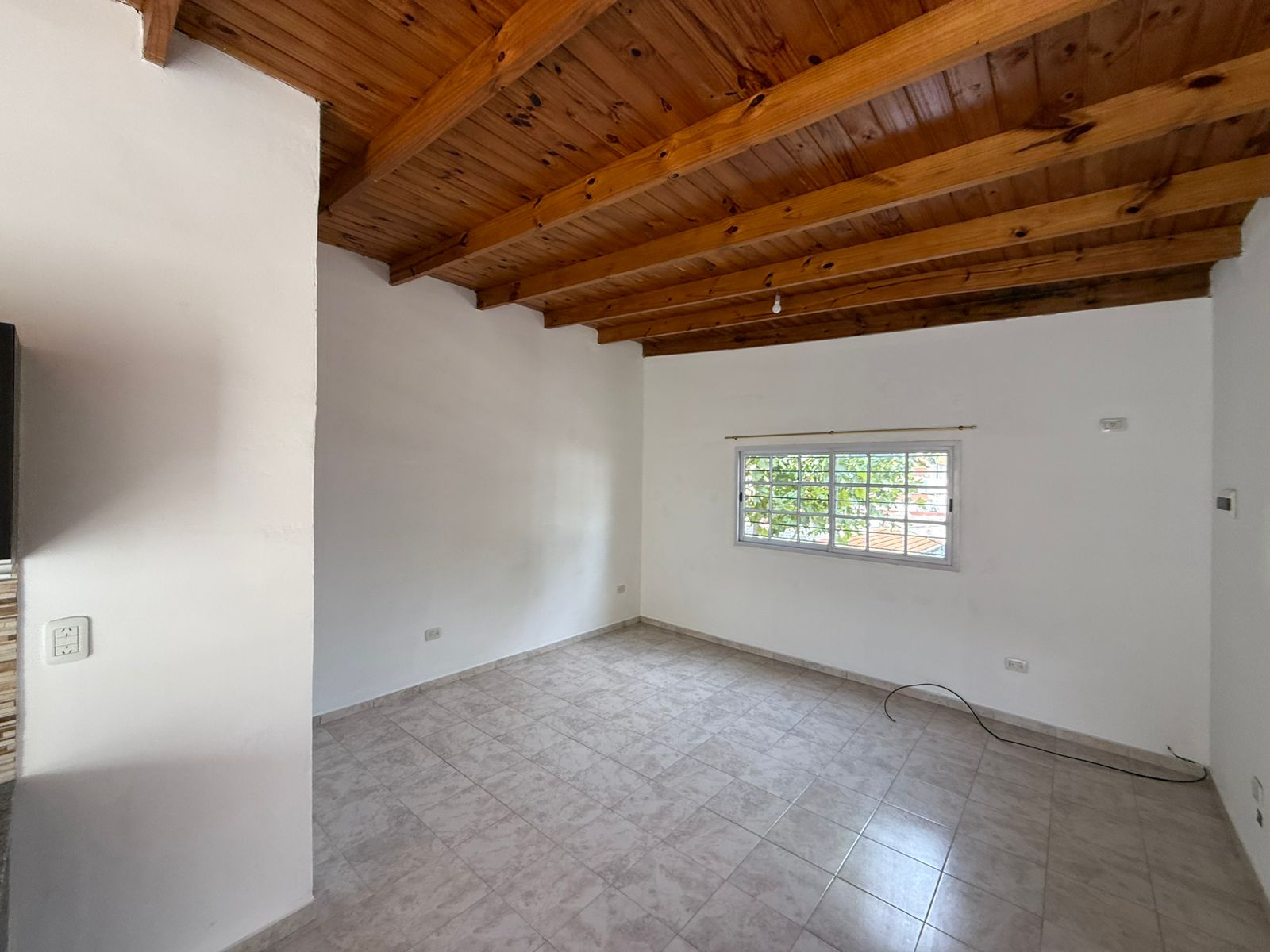 aparopropiedades - Monoambiente en alquiler en Planta Alta