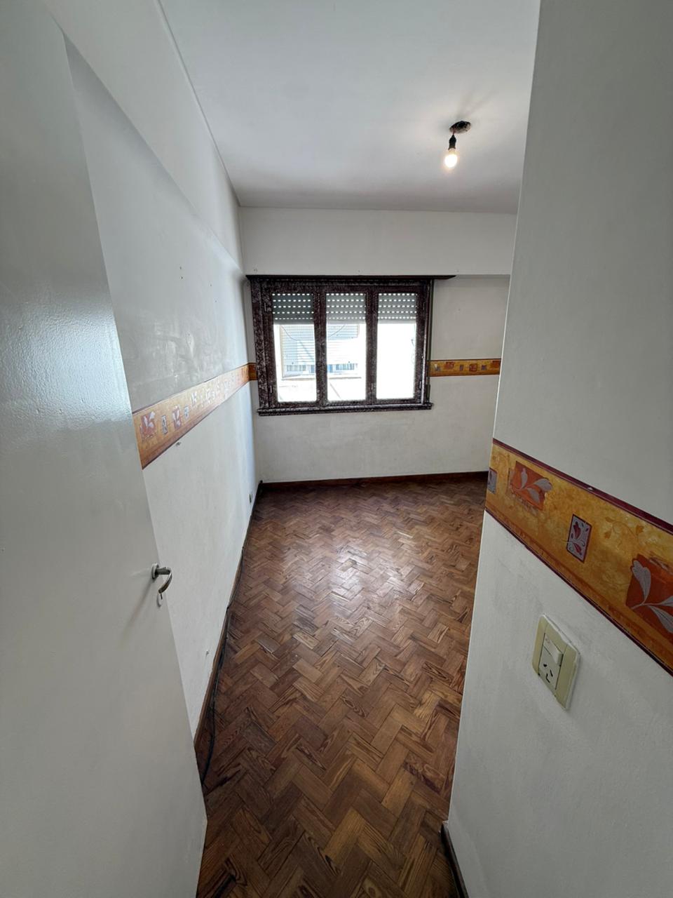 aparopropiedades - Departamento de 3 ambientes en Quilmes centro