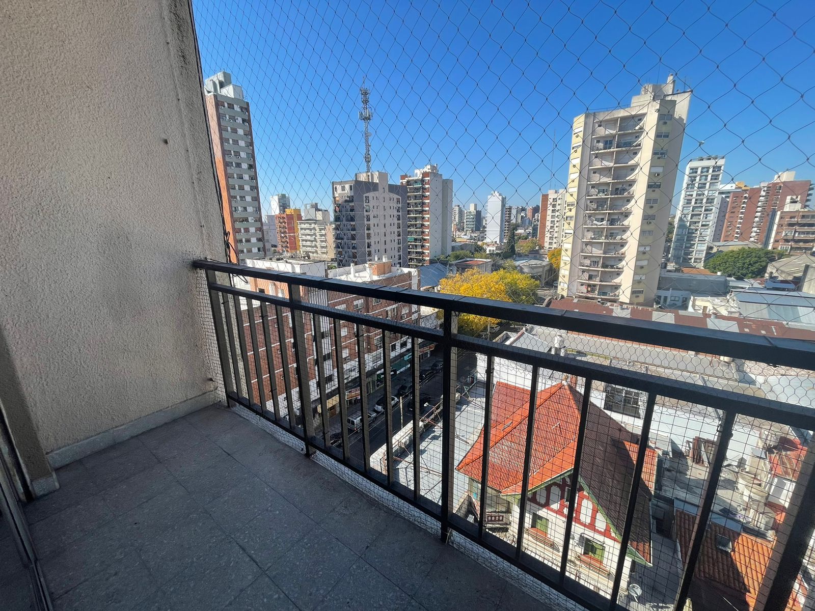 aparopropiedades - Departamento de 2 ambientes en Quilmes centro