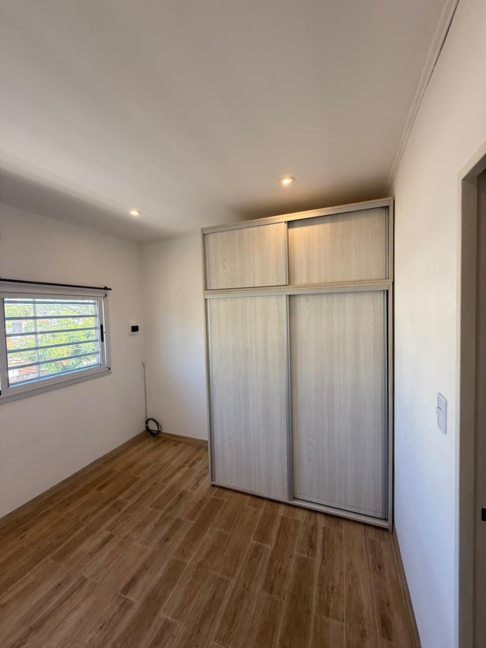 aparopropiedades - Departamento de 2 ambientes en Quilmes Este