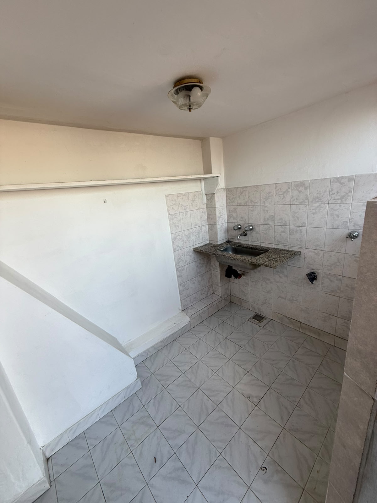 aparopropiedades - Departamento de 2 ambientes en Quilmes 