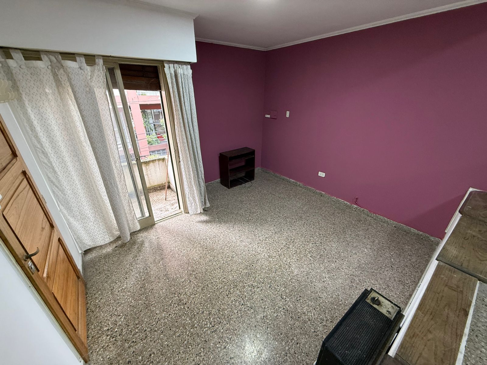 aparopropiedades - Departamento de 3 ambientes en Quilmes centro