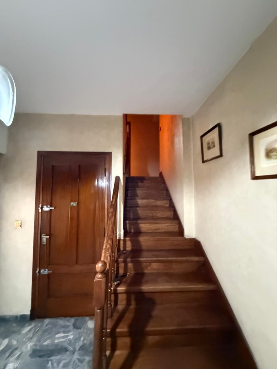 aparopropiedades - Chalet en Quilmes a la venta