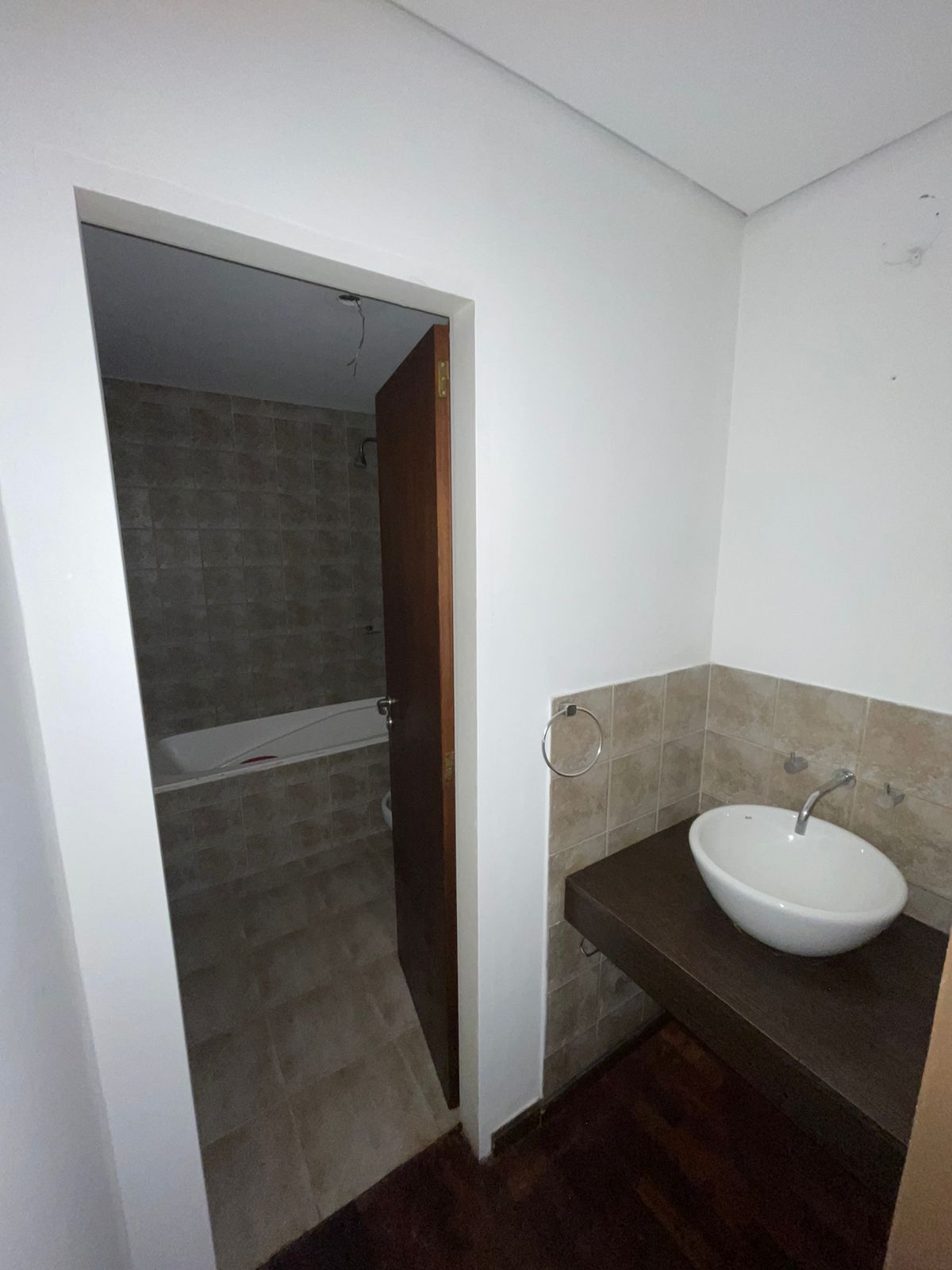 aparopropiedades - Departamento de 2 ambientes con cochera en Quilmes 