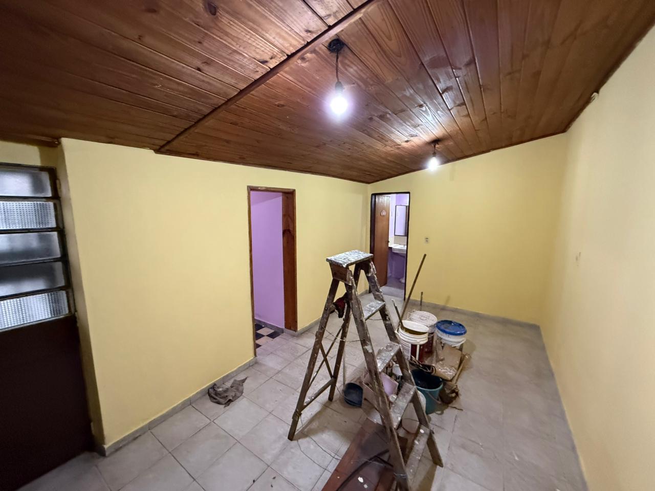 aparopropiedades - Casa en Quilmes oeste en alquiler