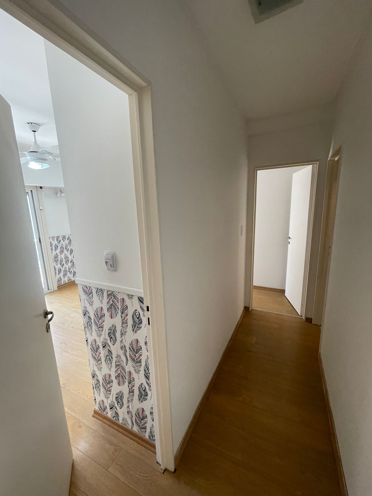 aparopropiedades - Semipiso con cochera en Quilmes centro en Alquiler