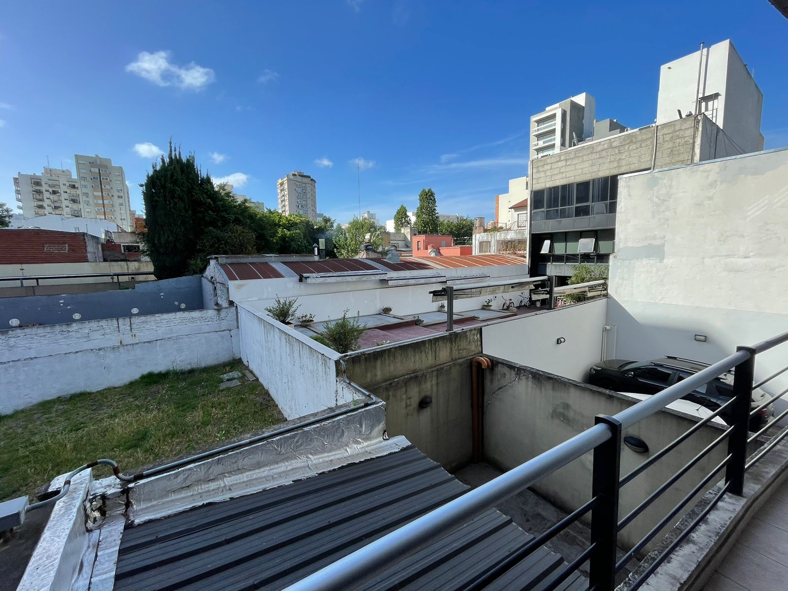 aparopropiedades - Departamento de 3 ambientes en Quilmes centro