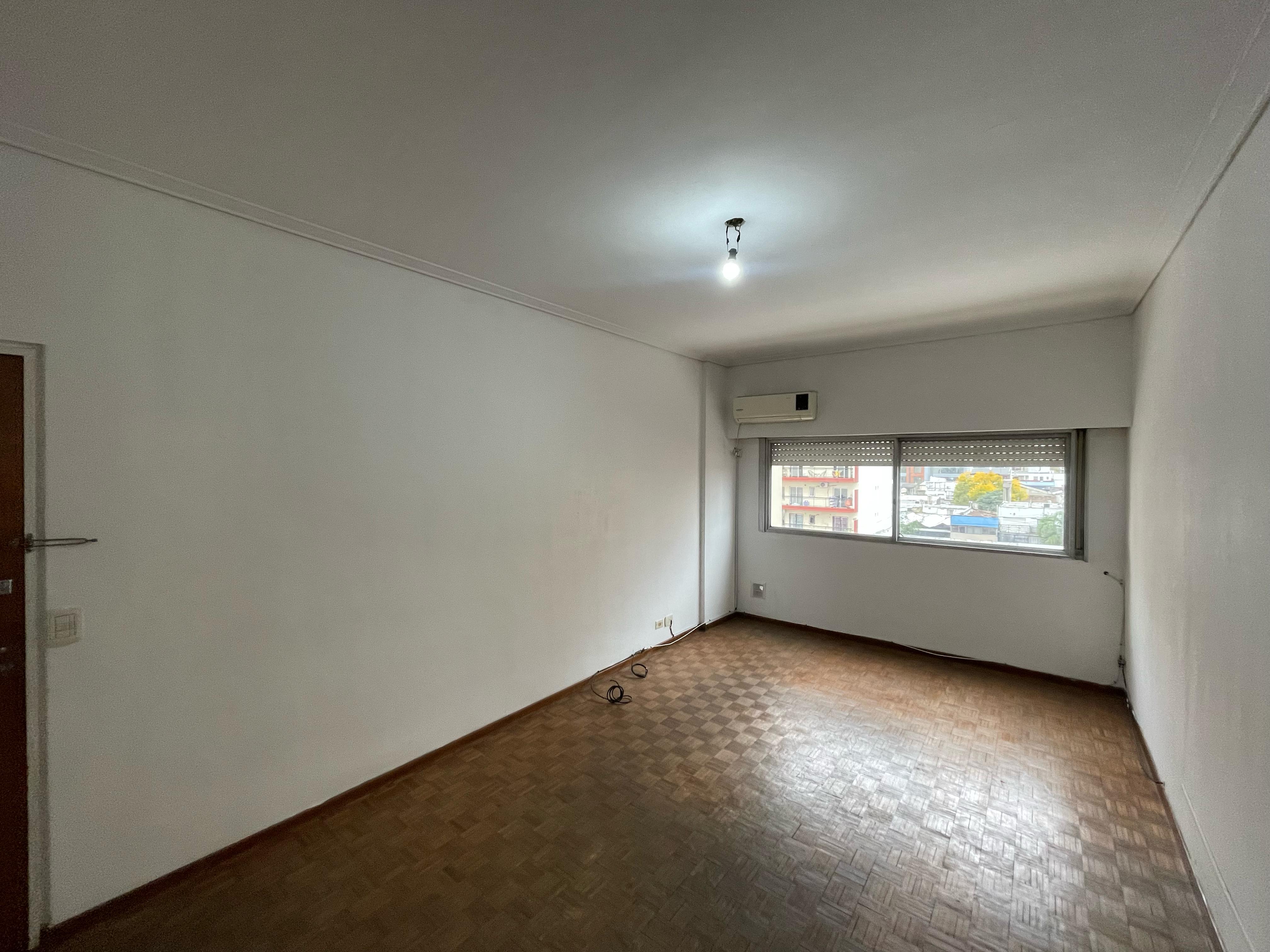 aparopropiedades - Departamento de 3 ambientes en Quilmes centro