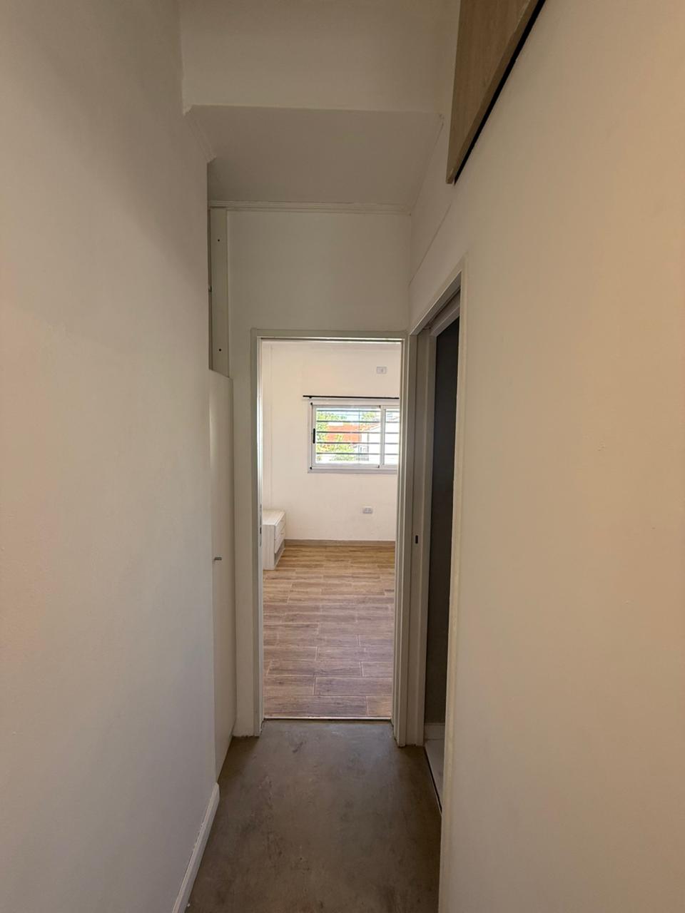 aparopropiedades - Departamento de 2 ambientes en Quilmes Este