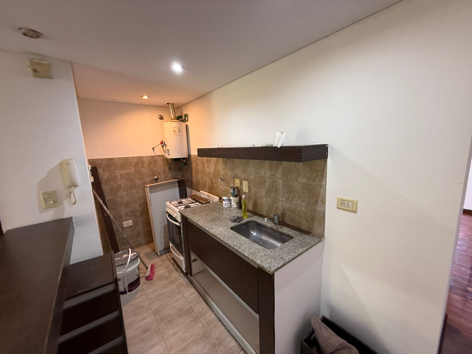 aparopropiedades - Departamento de 2 ambientes con cochera en Quilmes 