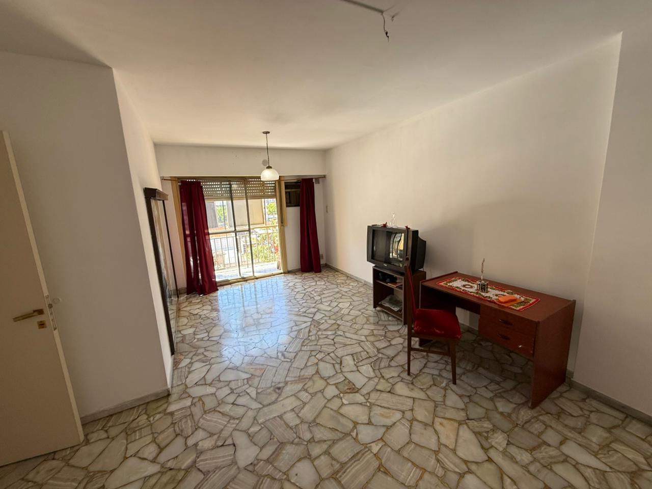 aparopropiedades - Departamento de 3 ambientes en pleno centro de Quilmes