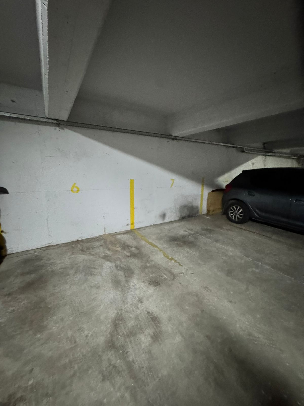 aparopropiedades - Departamento de 2 ambientes con cochera (AMUEBLADO)