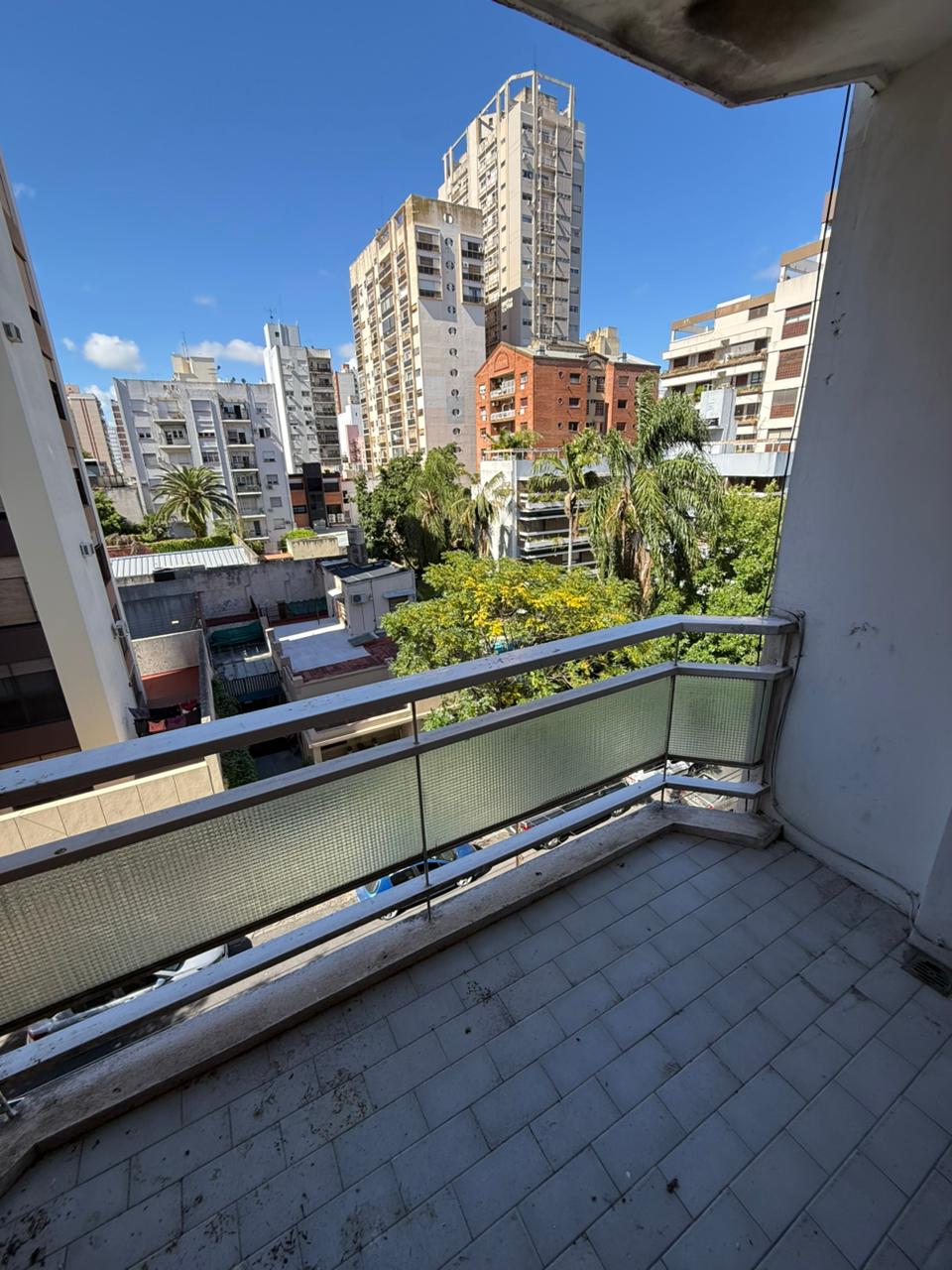 aparopropiedades - Departamento de 2 ambientes en Quilmes centro