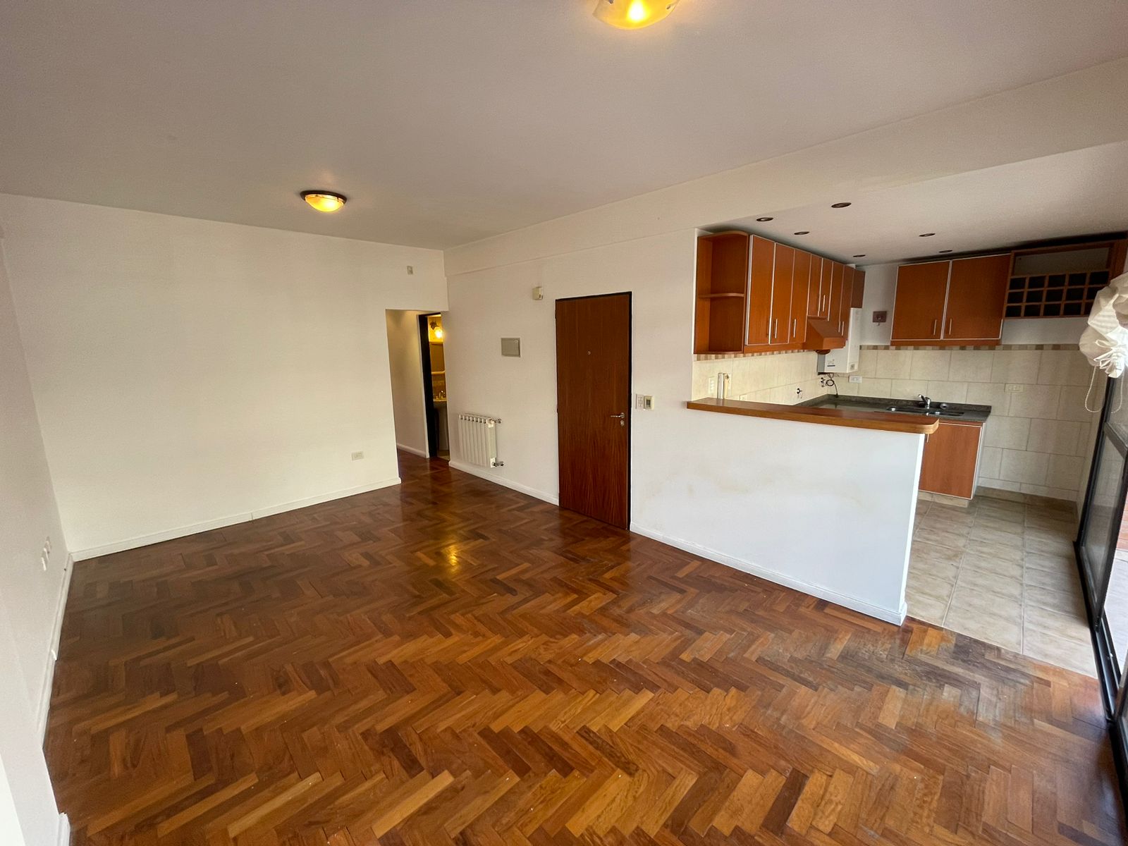 aparopropiedades - Departamento de 3 ambientes en Quilmes centro