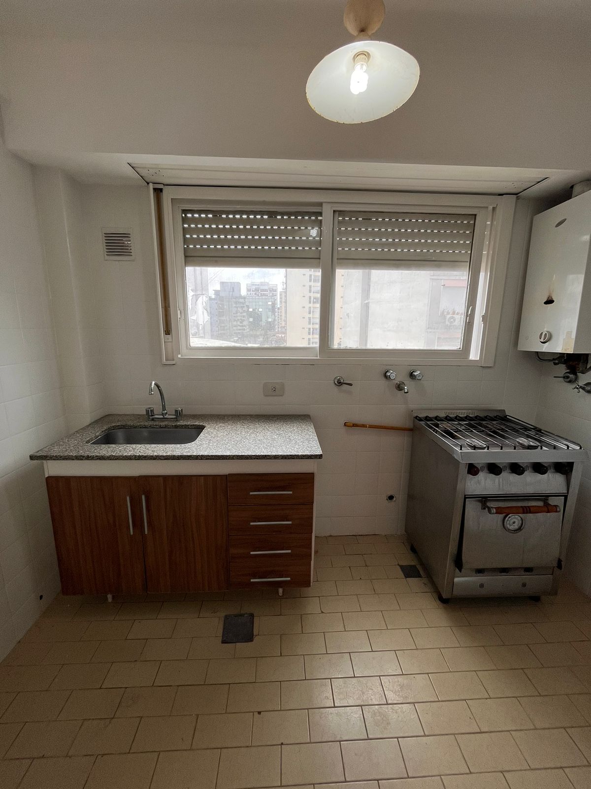 aparopropiedades - Departamento de 2 ambientes en Quilmes centro