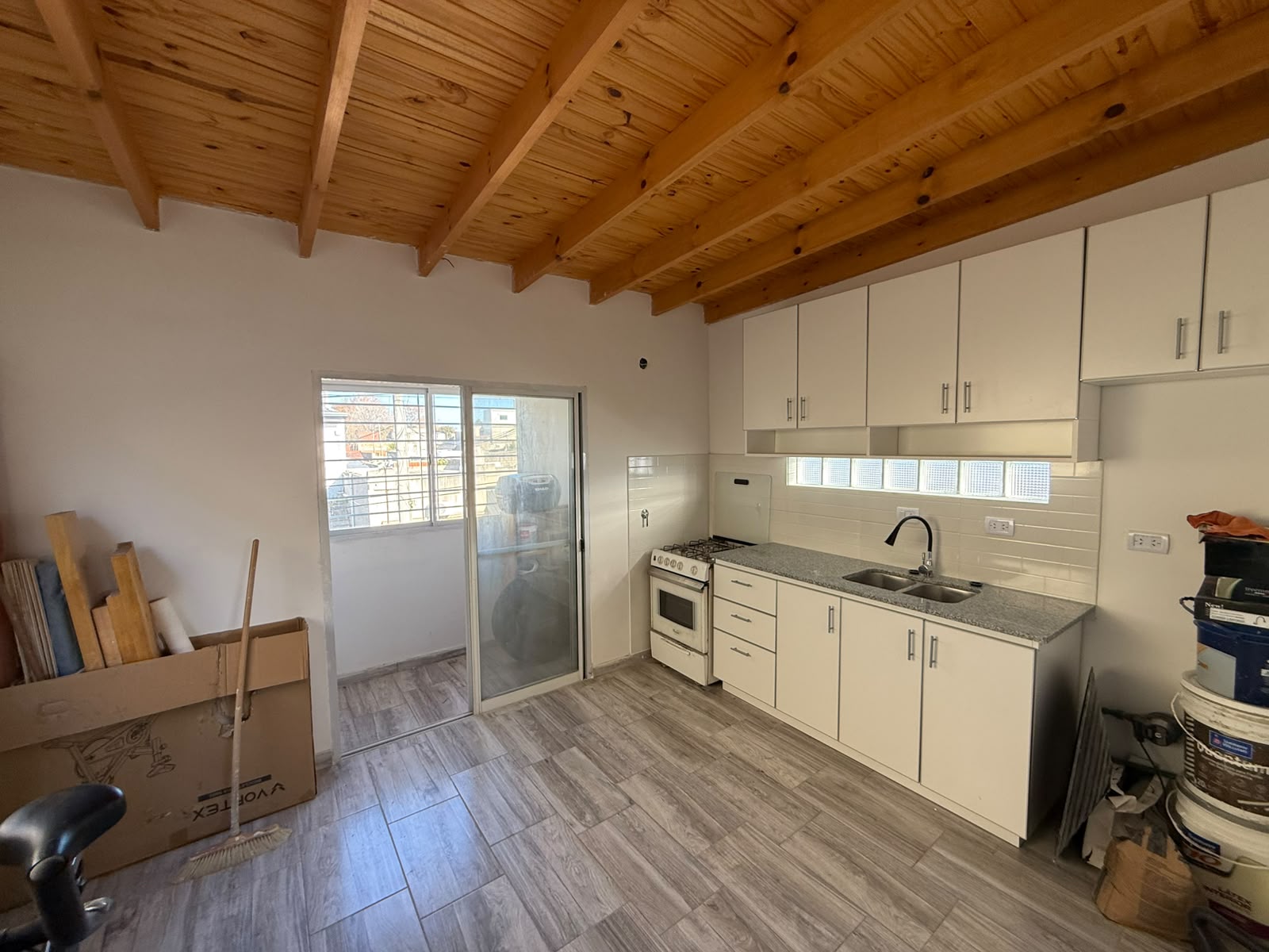 aparopropiedades - Departamento de 2 ambientes en Quilmes este