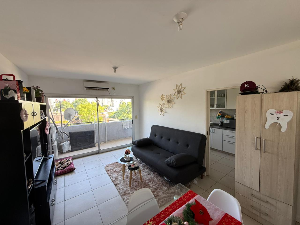 aparopropiedades - Departamento de 2 ambientes con cochera en Quilmes 