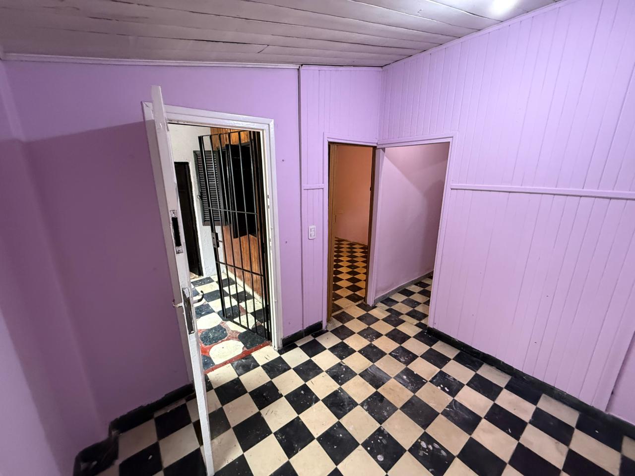 aparopropiedades - Casa en Quilmes oeste en alquiler