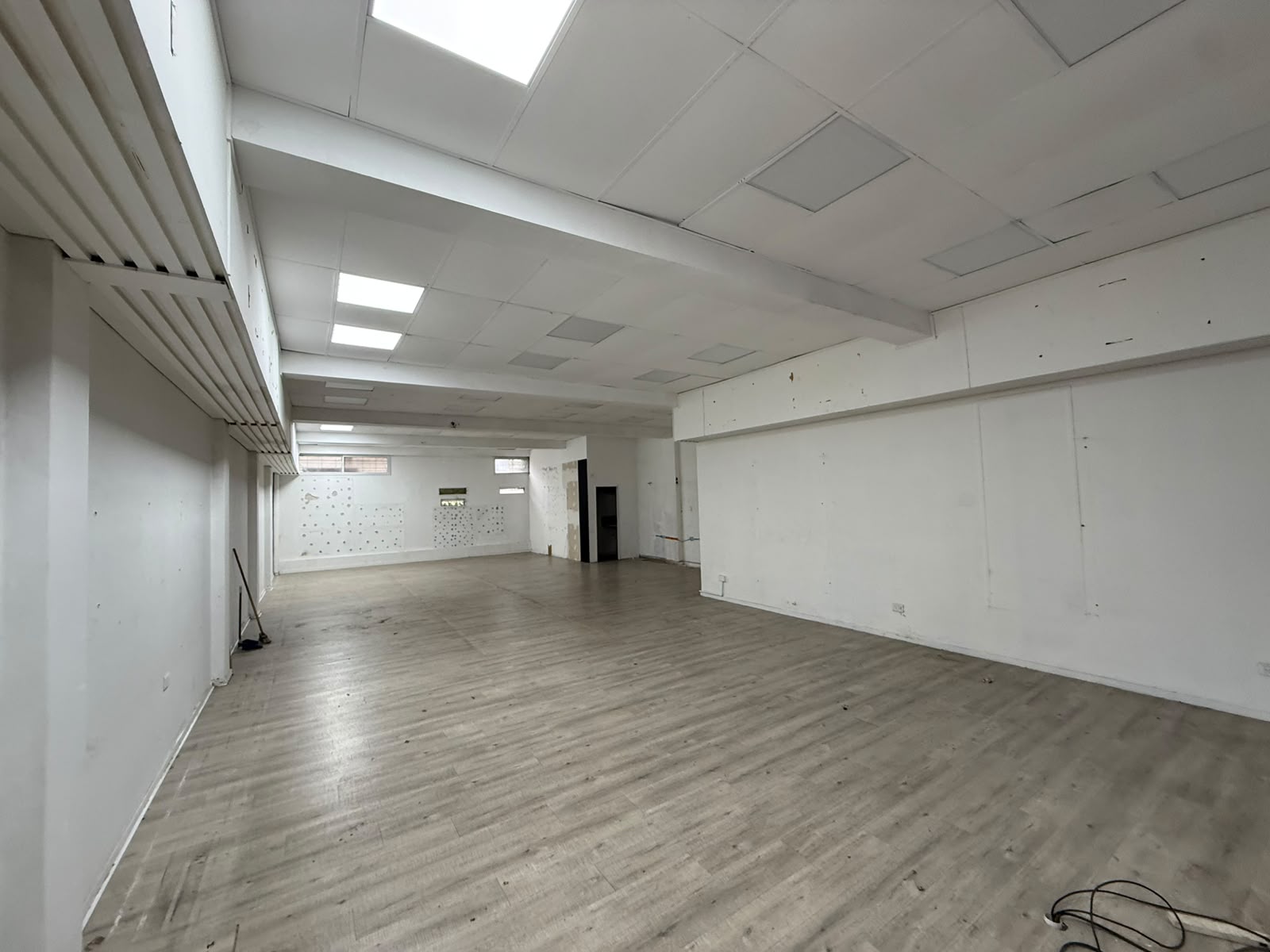 aparopropiedades - Local comercial en Quilmes centro