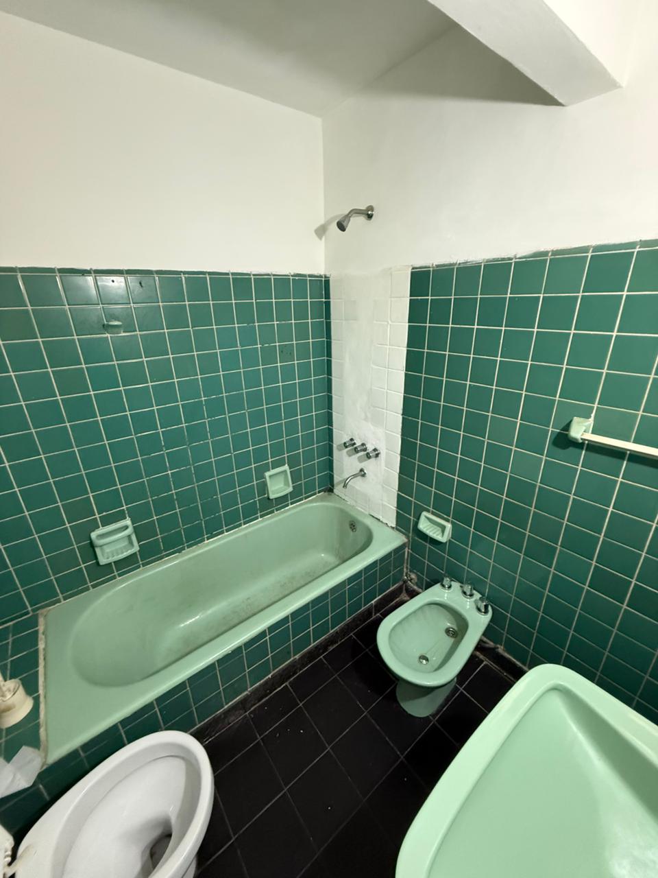 aparopropiedades - Departamento de 3 ambientes en Quilmes centro
