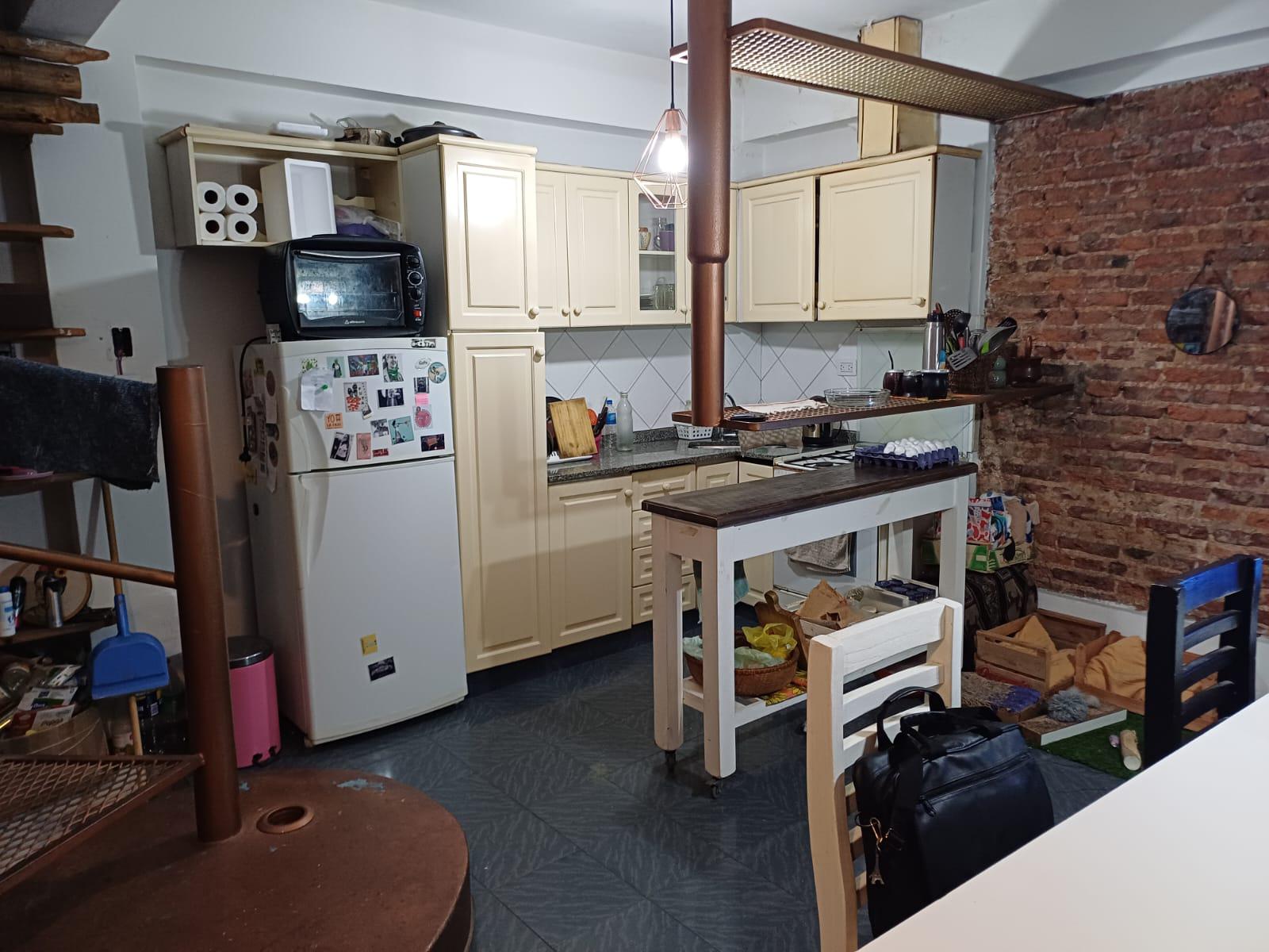 aparopropiedades - Casa en venta 2 PH 