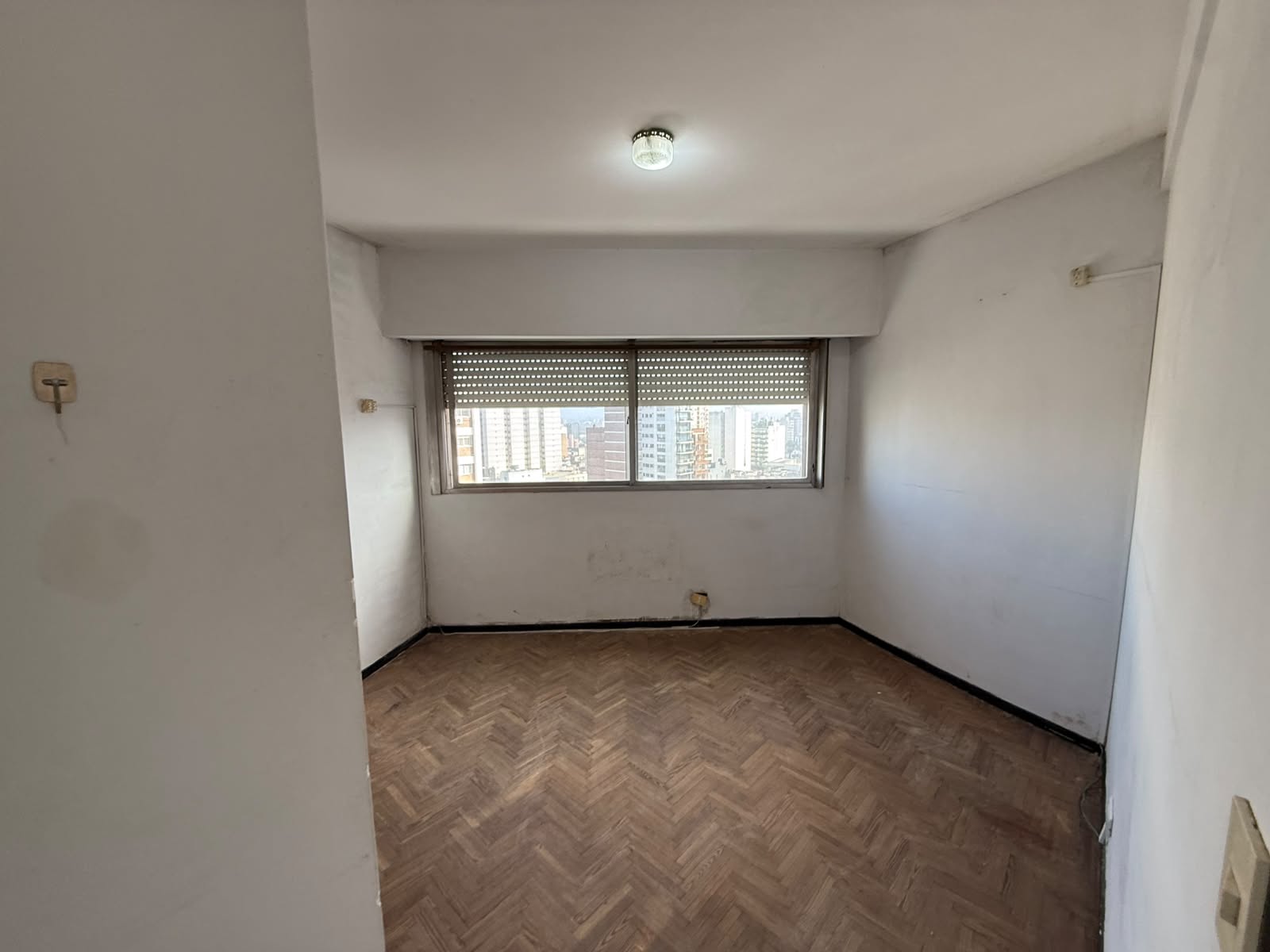 aparopropiedades - Departamento de 3 ambientes en Quilmes centro